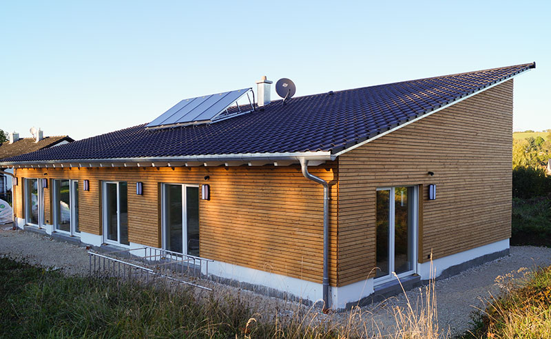 Bungalow Holzhaus mit Pultdach